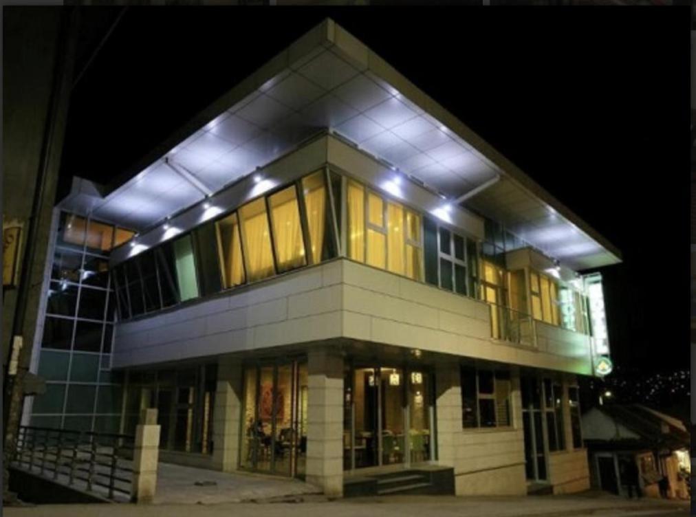 Hotel Bistrik Exclusive 塞拉耶佛 外观 照片